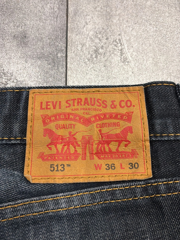 đź›’Short en jean Levi's 513 W36đź›’