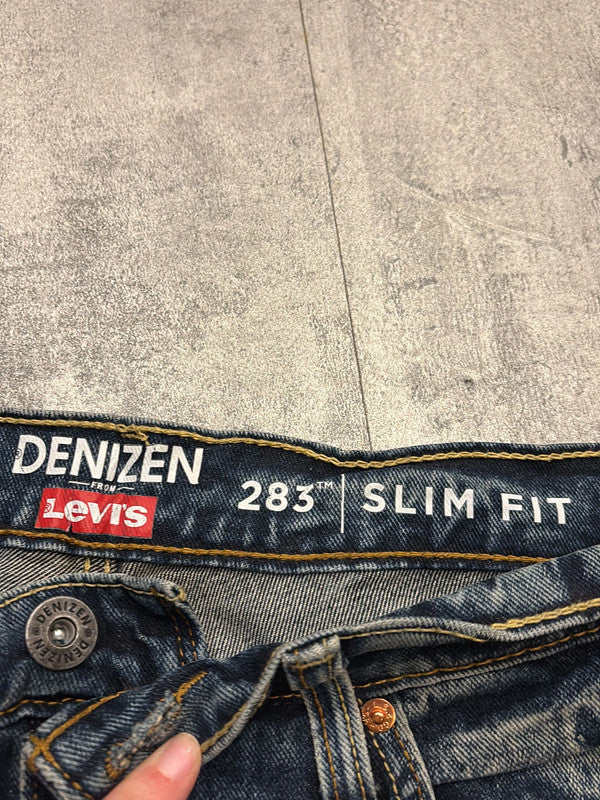 đź›’Short en jean Levi's W32đź›’