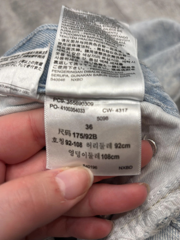 đź›’Short Levi's 569 W36đź›’