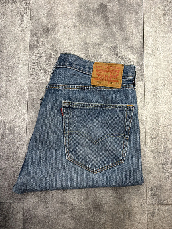 đź›’Short en jean Levi's 505 W36đź›’