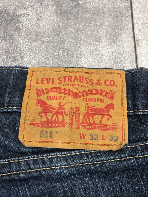 đź›’Short en jean Levi's 511 W32đź›’
