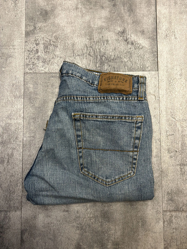 đź›’Short en jean Levi's W31đź›’