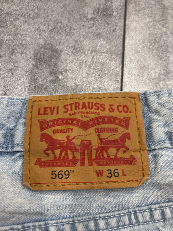 đź›’Short Levi's 569 W36đź›’