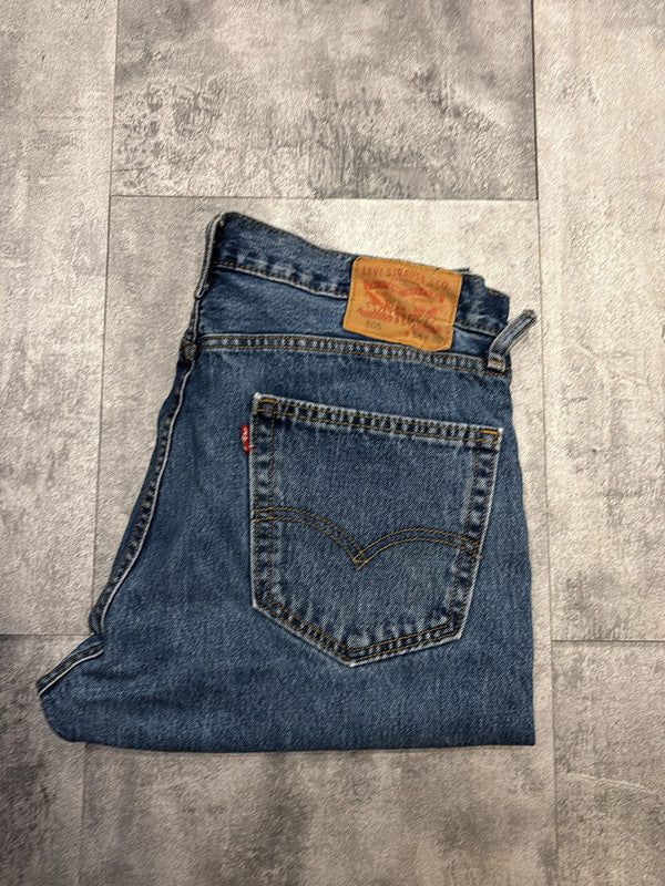 đź›’Short en jean Levi's 505 W34đź›’