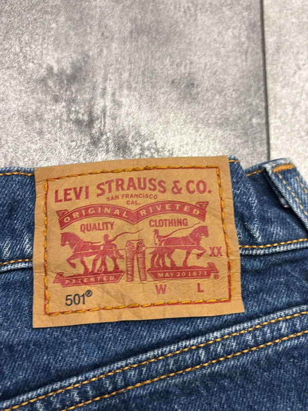 đź›’Short en jean Levi's 501 W27đź›’