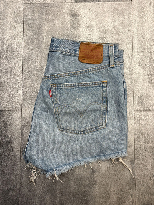 đź›’Short en jean Levi's 501 W29đź›’