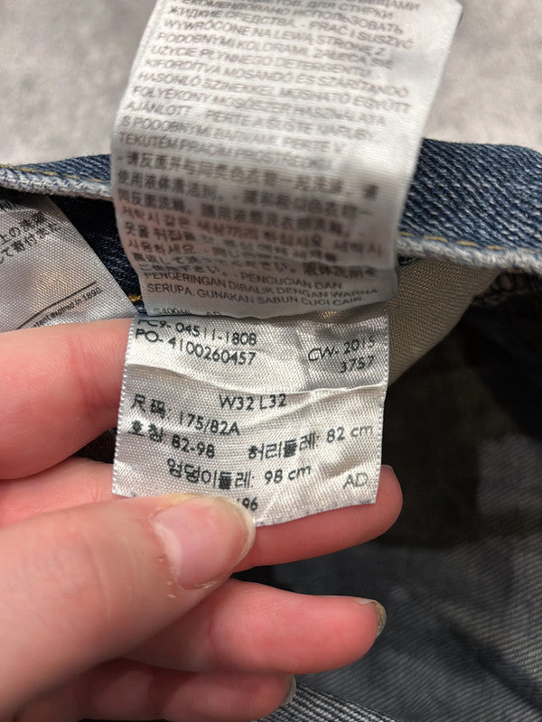 đź›’Short en jean Levi's 511 W32đź›’