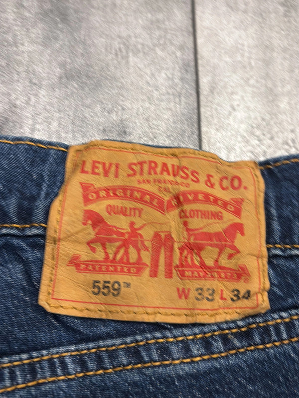đź›’Short en jean Levi's 559 W33đź›’