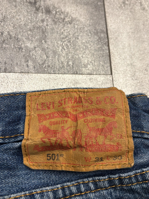 đź›’Short en jean Levi's 501 W31đź›’