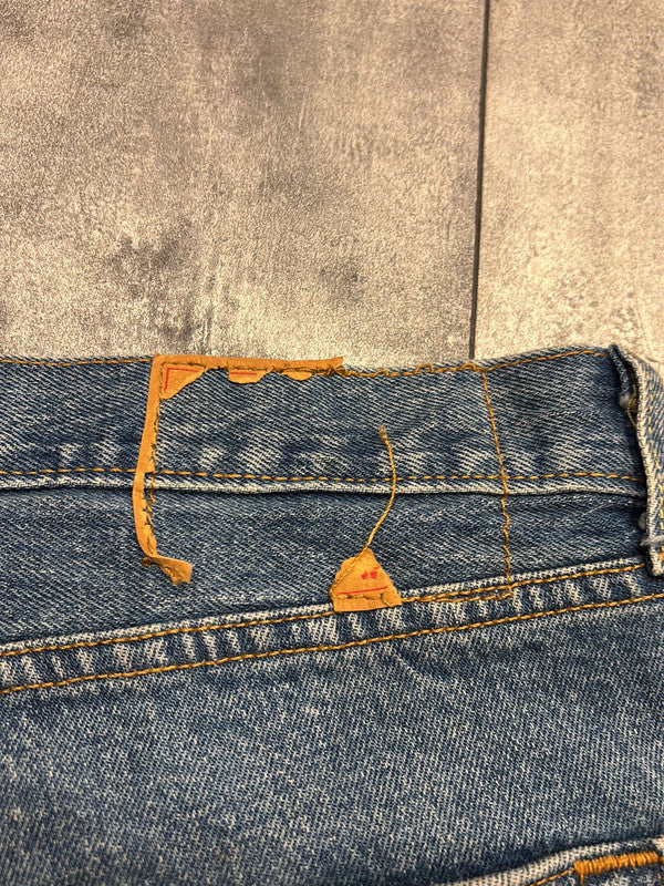 đź›’Short en jean Levi's W33đź›’