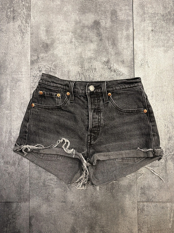 đź›’Short Levi's 501 W24đź›’