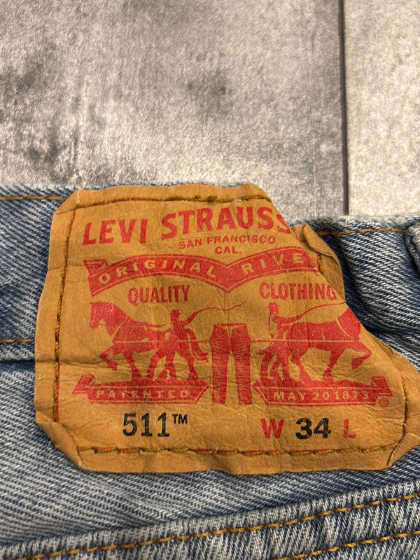 đź›’Short en jean Levi's 511 W34đź›’
