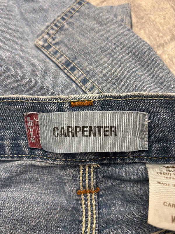 đź›’Short Levi's W36đź›’