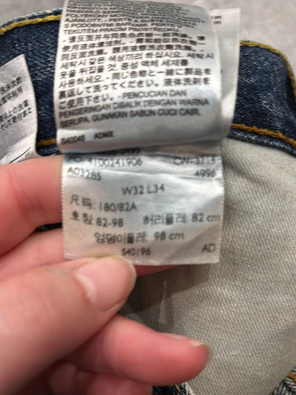 đź›’Short en jean Levi's 508 W32đź›’