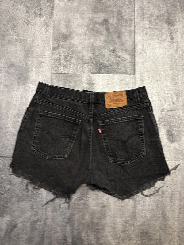 đź›’Short en jean Levi's W26 đź›’
