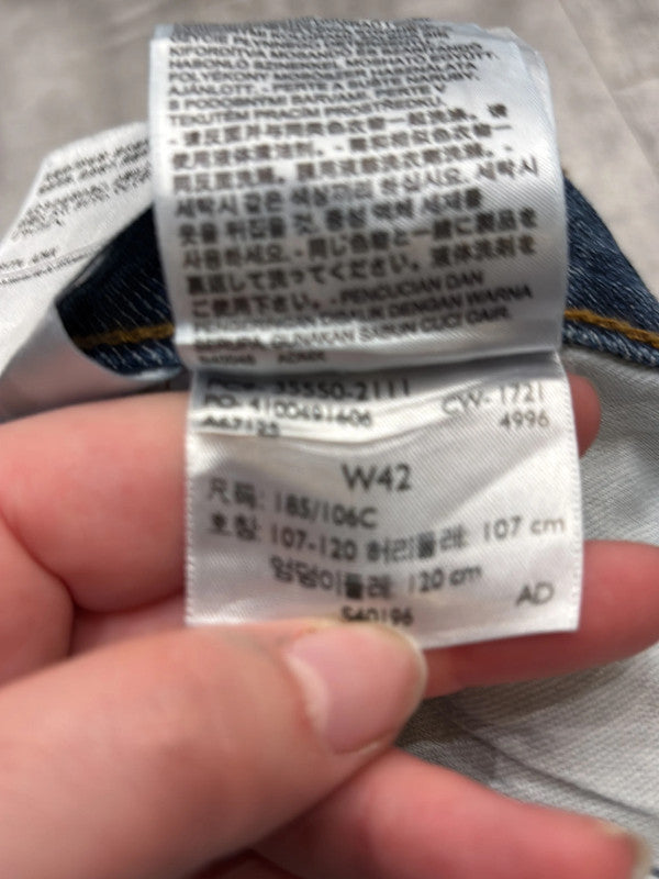 đź›’Short en jean Levi's 550 W42đź›’