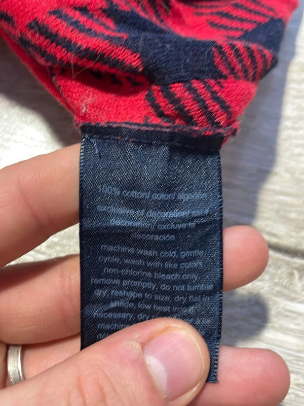 đź›’Pull Tommy Hilfiger Rouge et Noir Taille Lđź›’
