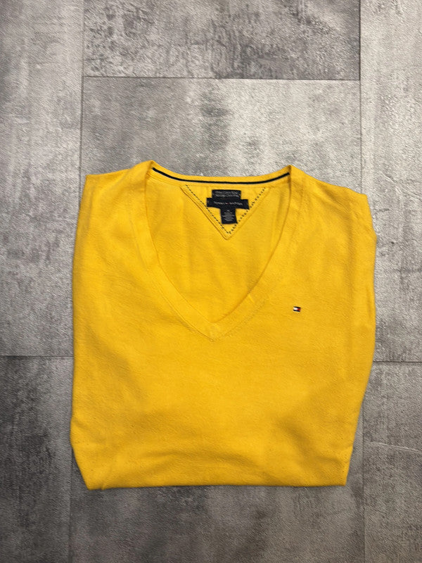 đź›’Pull jaune col V Tommy Hilfiger Mđź›’