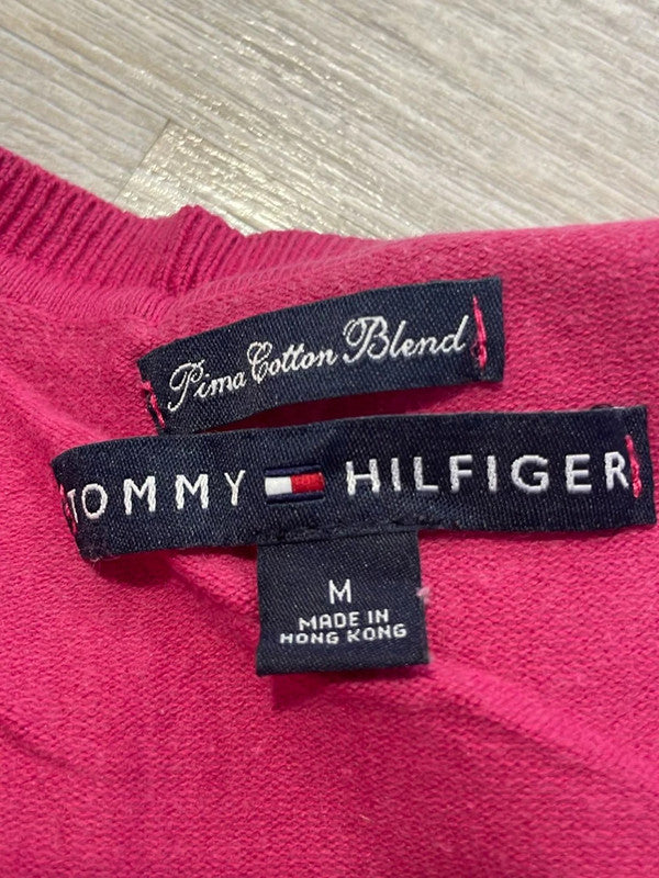 đź›’Pull col V Tommy Hilfiger Mđź›’
