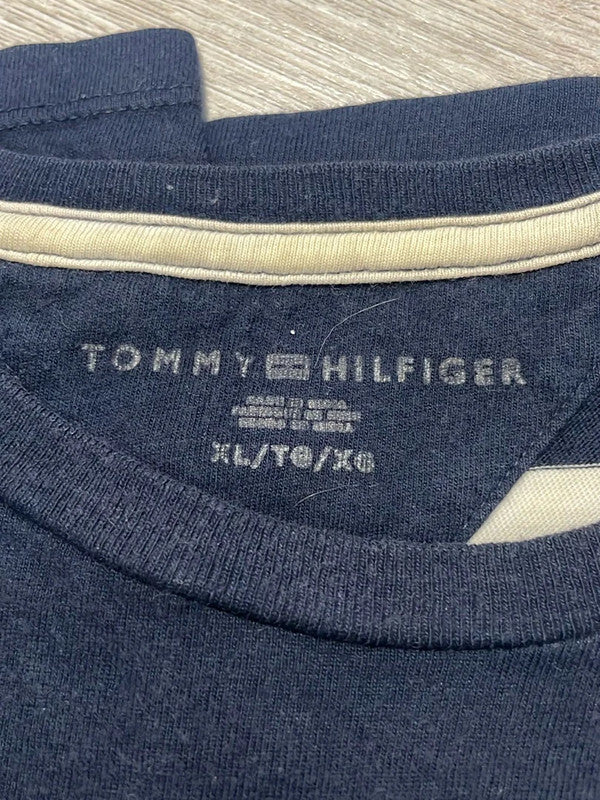 🛒T-shirt Tommy Hilfiger XL🛒