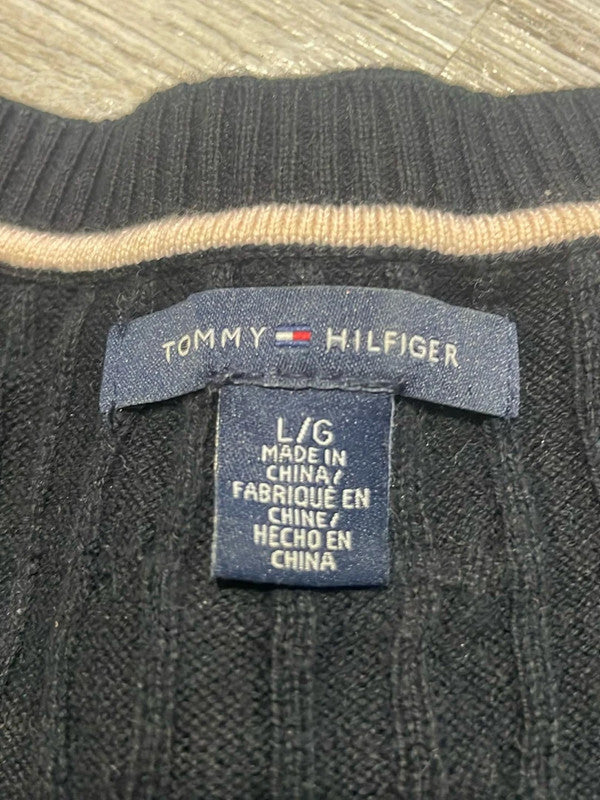 đź›’Pull noir Tommy Hilfiger taille Lđź›’