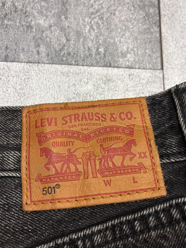 đź›’Short en jean Levi's 501 W27 đź›’