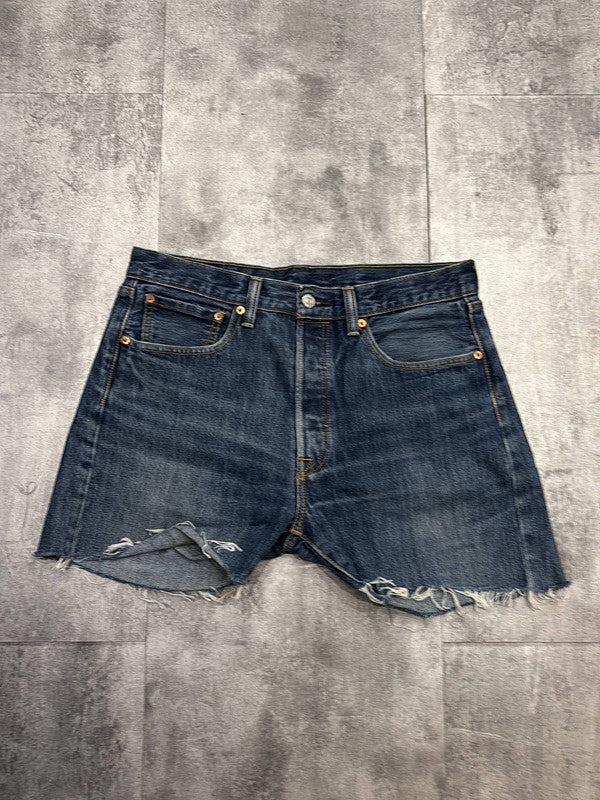 đź›’Short en jean Levi's 501 W32đź›’