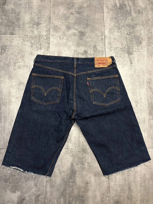 đź›’Short en jean Levi's 501 W36đź›’