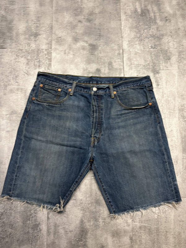 đź›’Short en jean Levi's 501 W38đź›’