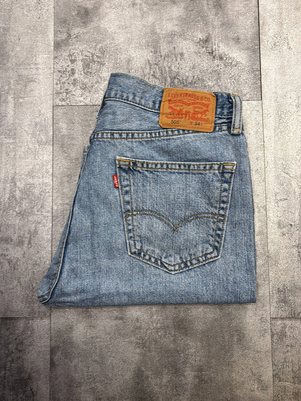 đź›’Short en jean Levi's 505 W34đź›’