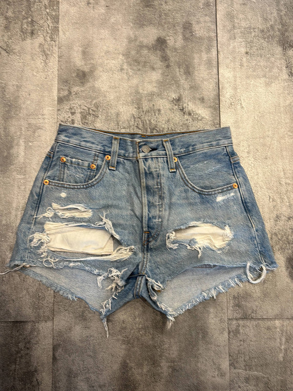 đź›’Short en jean Levi's 501 W24đź›’
