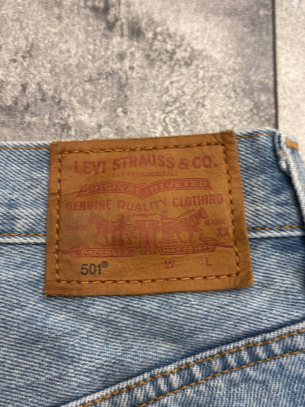 đź›’Short en jean Levi's 501 W24đź›’