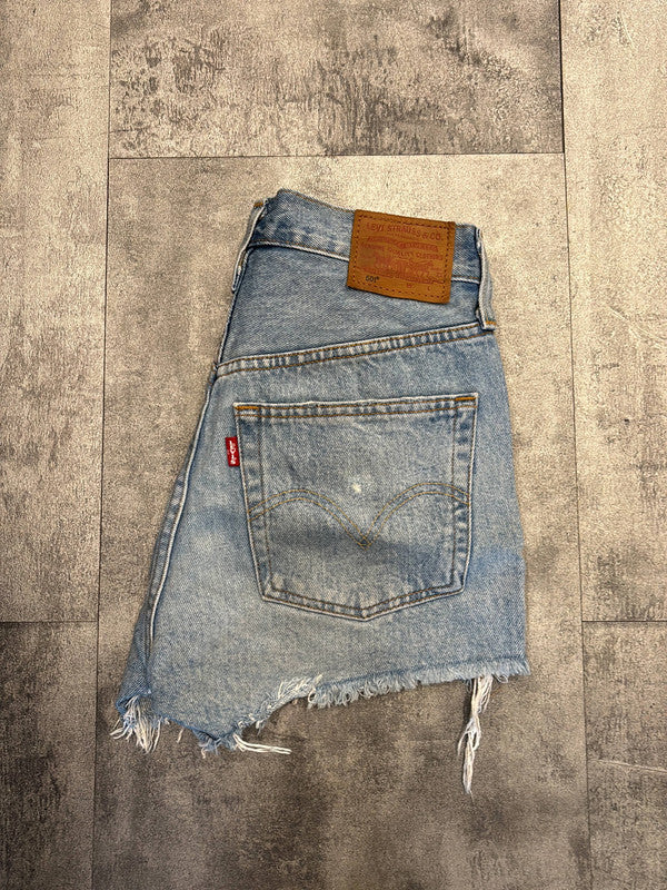 đź›’Short en jean Levi's 501 W24đź›’