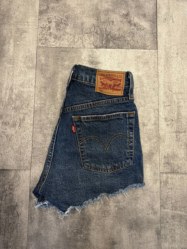 đź›’Short en jean Levi's 501 W24đź›’