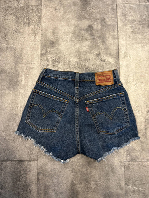 đź›’Short en jean Levi's 501 W24đź›’
