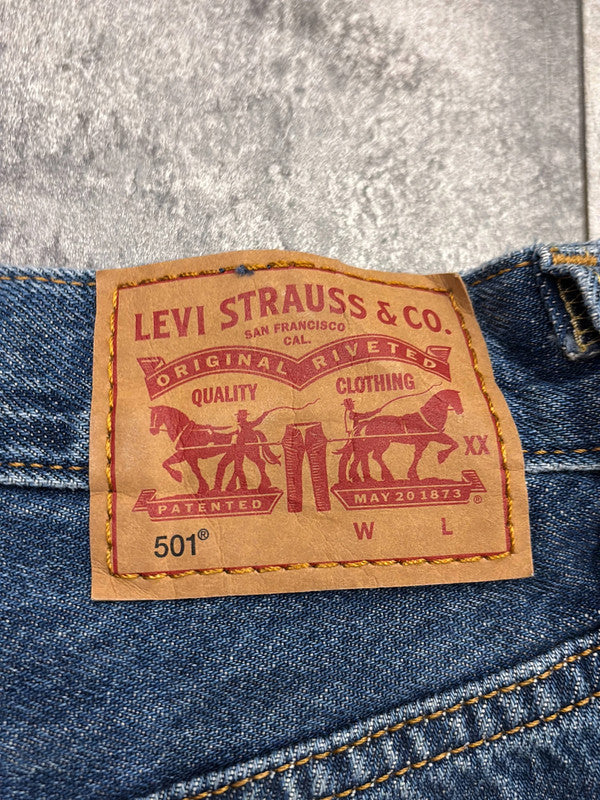 đź›’Short en jean Levi's 501 W25đź›’