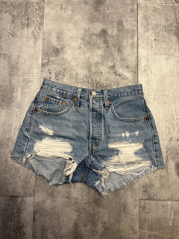 đź›’Short en jean Levi's 501 W24đź›’