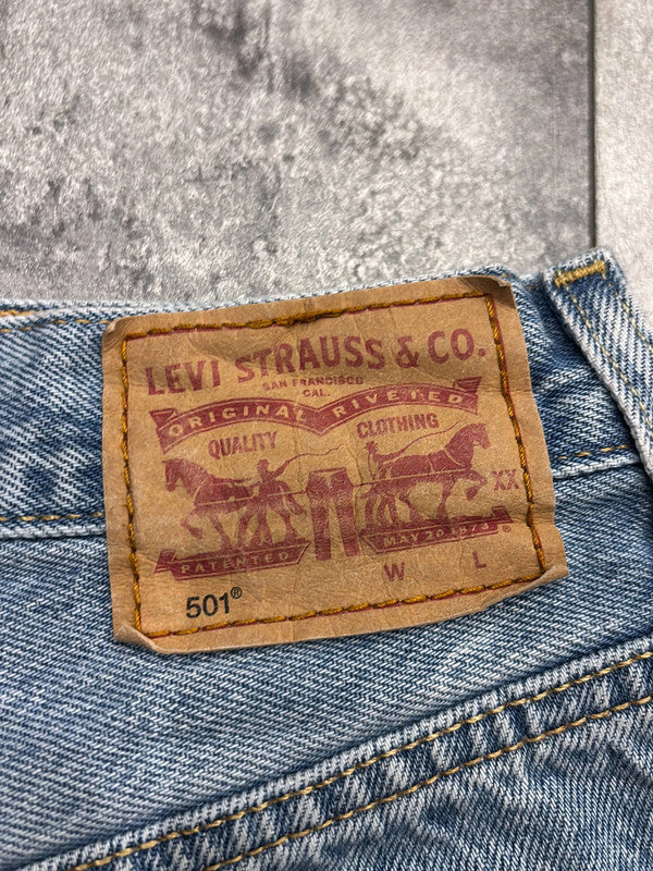 đź›’Short en jean Levi's 501 W24đź›’