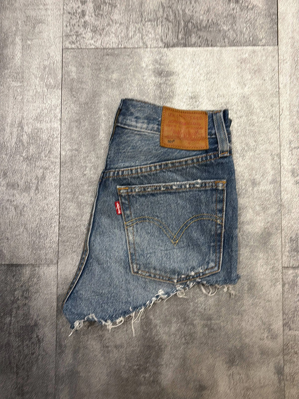 đź›’Short en jean Levi's 501 W25đź›’