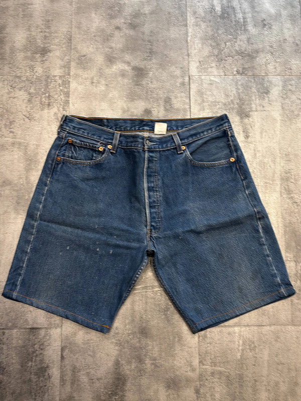 đź›’Short en jean Levi's 501 W38đź›’