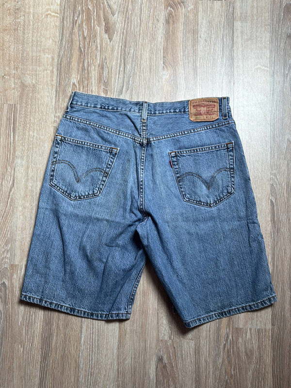 đź›’Short en jean Levi's 550 W34đź›’