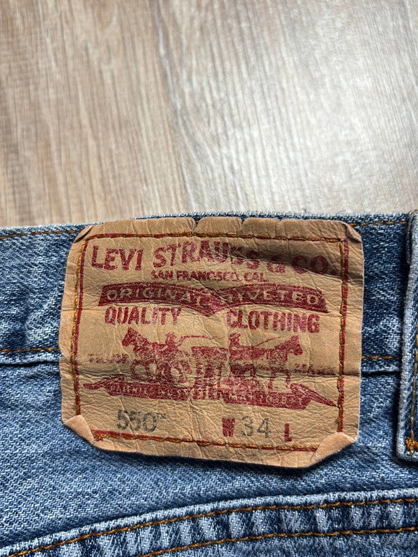 đź›’Short en jean Levi's 550 W34đź›’