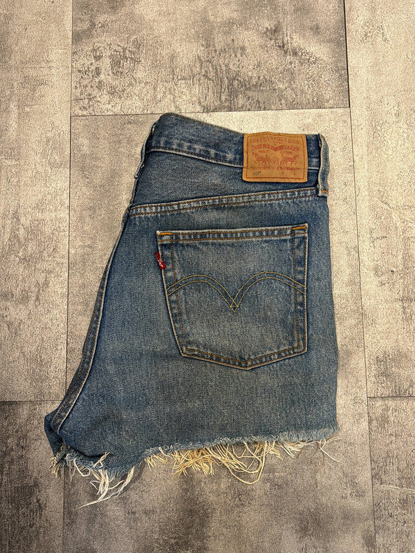 đź›’Short en jean Levi's 501 W29đź›’