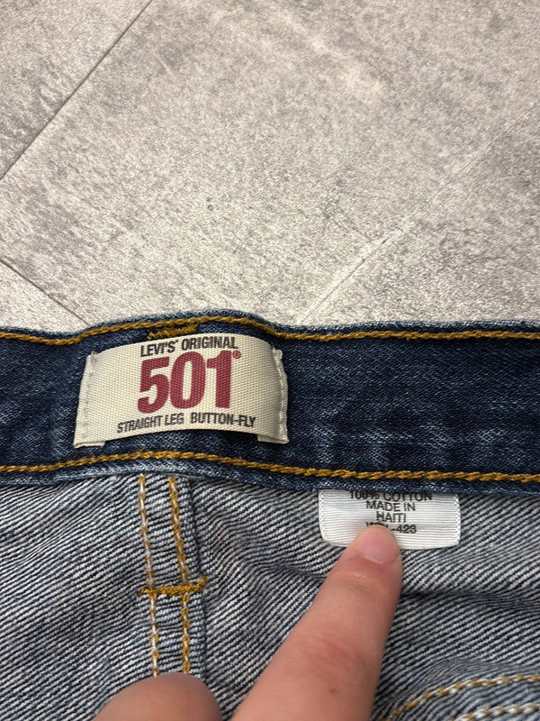 đź›’Short en jean Levi's 501 W42đź›’