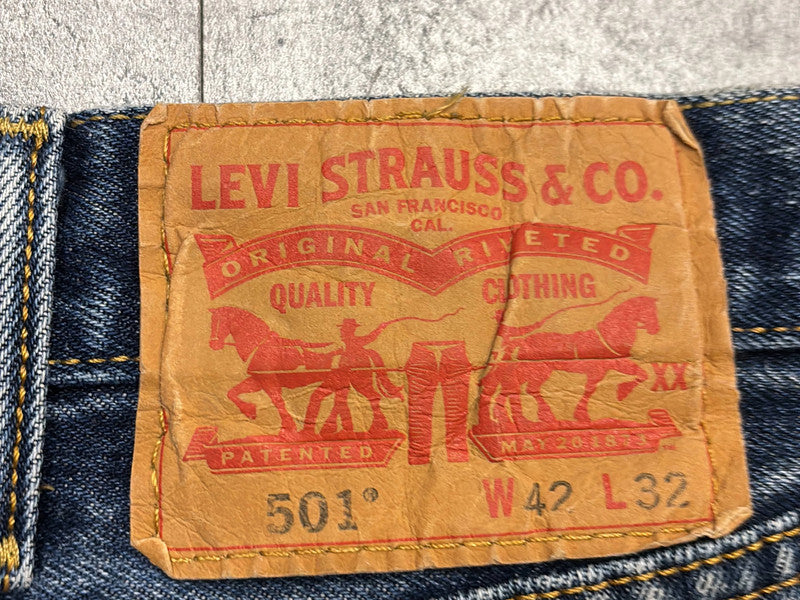 đź›’Short en jean Levi's 501 W42đź›’