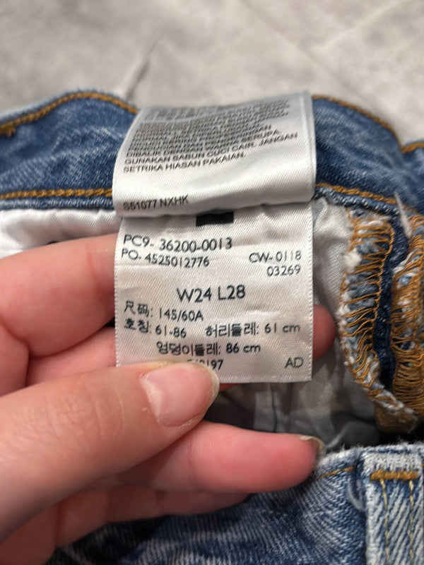 đź›’Short en jean Levi's 501 W24đź›’