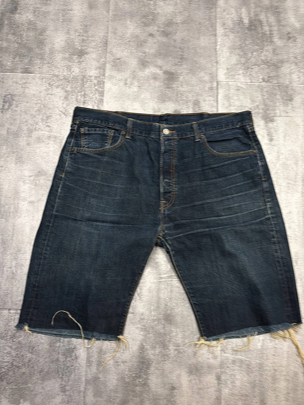 đź›’Short en jean Levi's 501 W38đź›’