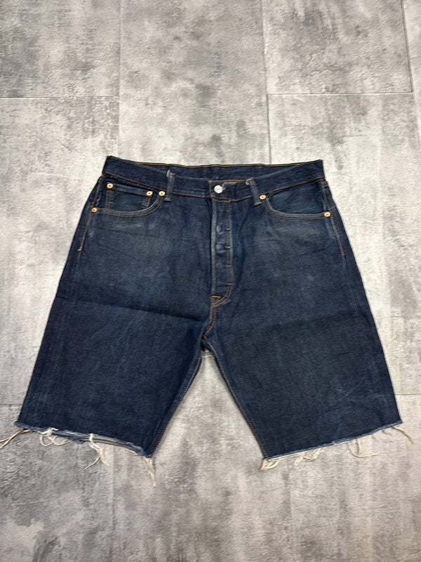 đź›’Short en jean Levi's 501 W38đź›’