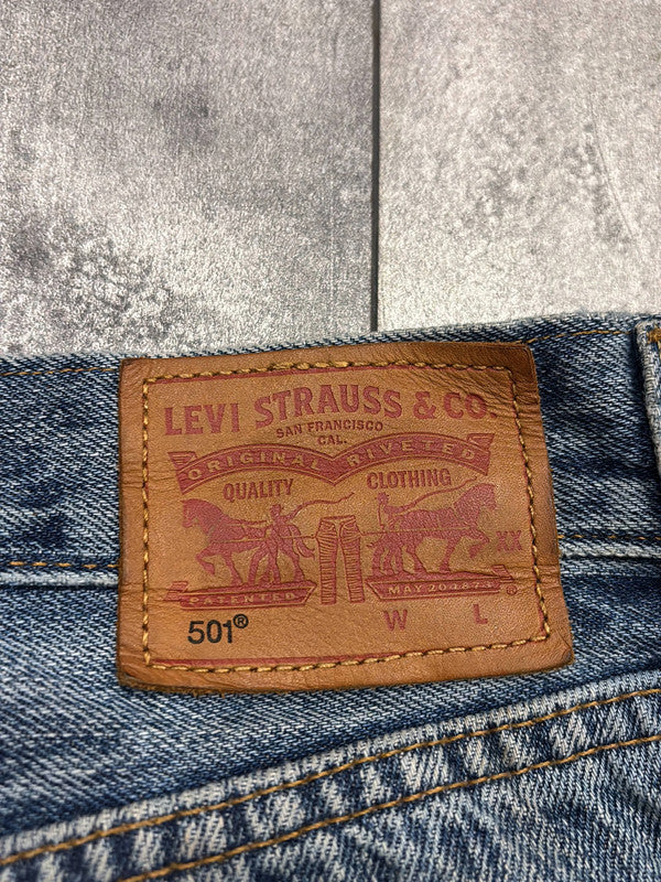 đź›’Short en jean Levi's 501 W32đź›’