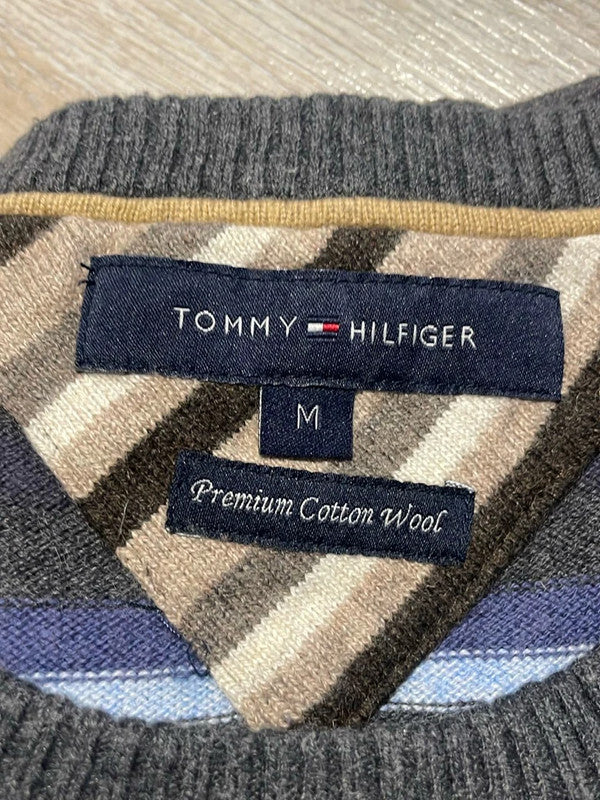 🛒Pull rayé Tommy Hilfiger Taille M🛒